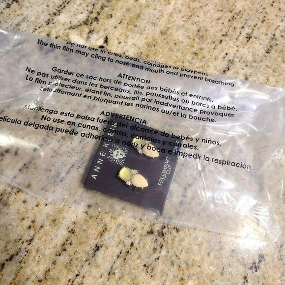 JJG Jonette Jewelry Bee Shaped Clip on Earrings. Yellow and Clear Rhinestones. - Picture 12 of 12